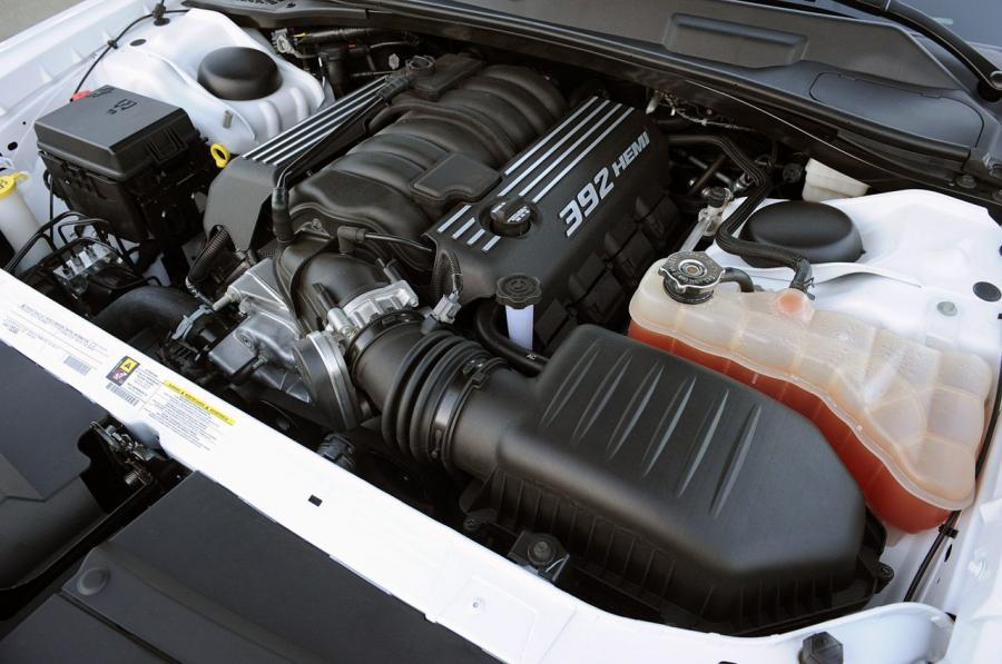  Dodge Challenger SRT8 392 2011 года  (фото 33 из 115)